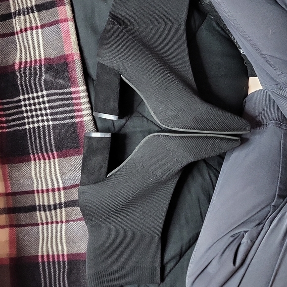 Shein boots - Picture 4 of 4